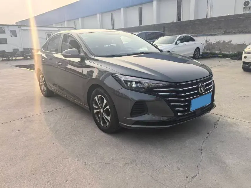 2021 ChangAn Eado 1.6L 128HP L4 5MT,autocango,china used car exporter,china ev exporter,chinese used car exporter,chinese used ev exporter