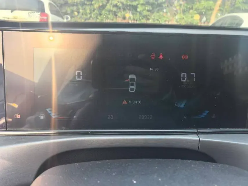 2021 ChangAn Eado 1.6L 128HP L4 5MT,autocango,china used car exporter,china ev exporter,chinese used car exporter,chinese used ev exporter