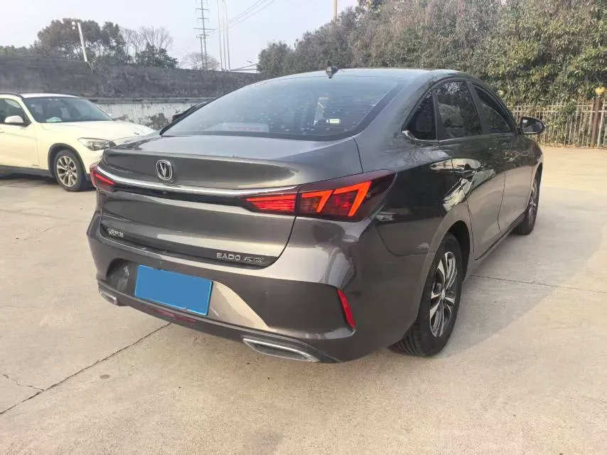 2021 ChangAn Eado 1.6L 128HP L4 5MT,autocango,china used car exporter,china ev exporter,chinese used car exporter,chinese used ev exporter