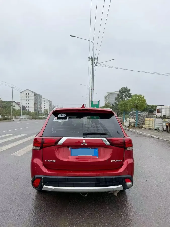 2018 Mitsubishi Outlander 2.0L 166HP L4 CVT,autocango,china used car exporter,china ev exporter,chinese used car exporter,chinese used ev exporter