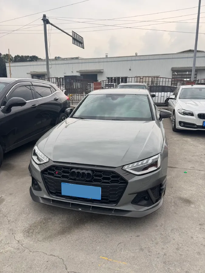 2022 Audi S4 3.0T 354HP V6 8AT,autocango,china used car exporter,china ev exporter,chinese used car exporter,chinese used ev exporter