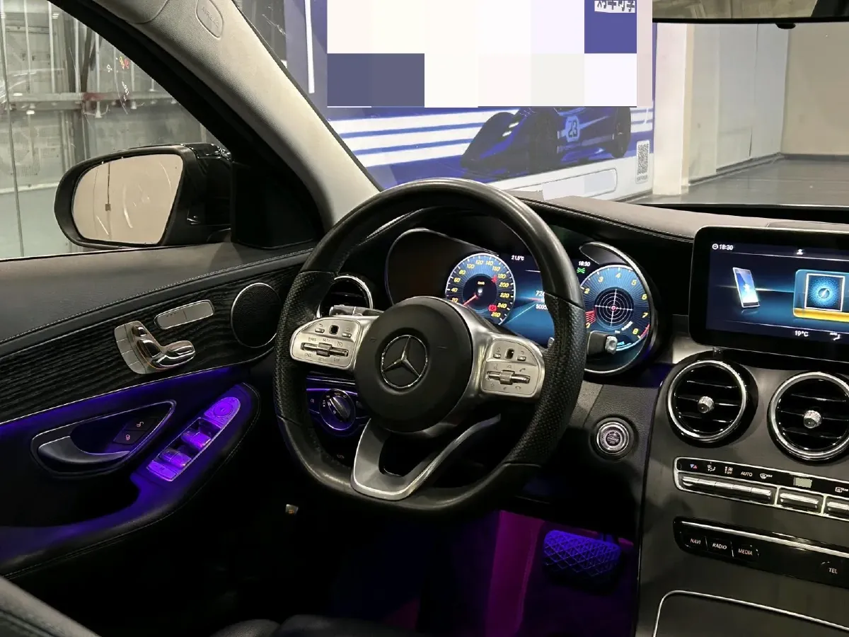 2021 Mercedes-Benz C Class 1.5T 184HP L4 9AT,autocango,china used car exporter,china ev exporter,chinese used car exporter,chinese used ev exporter