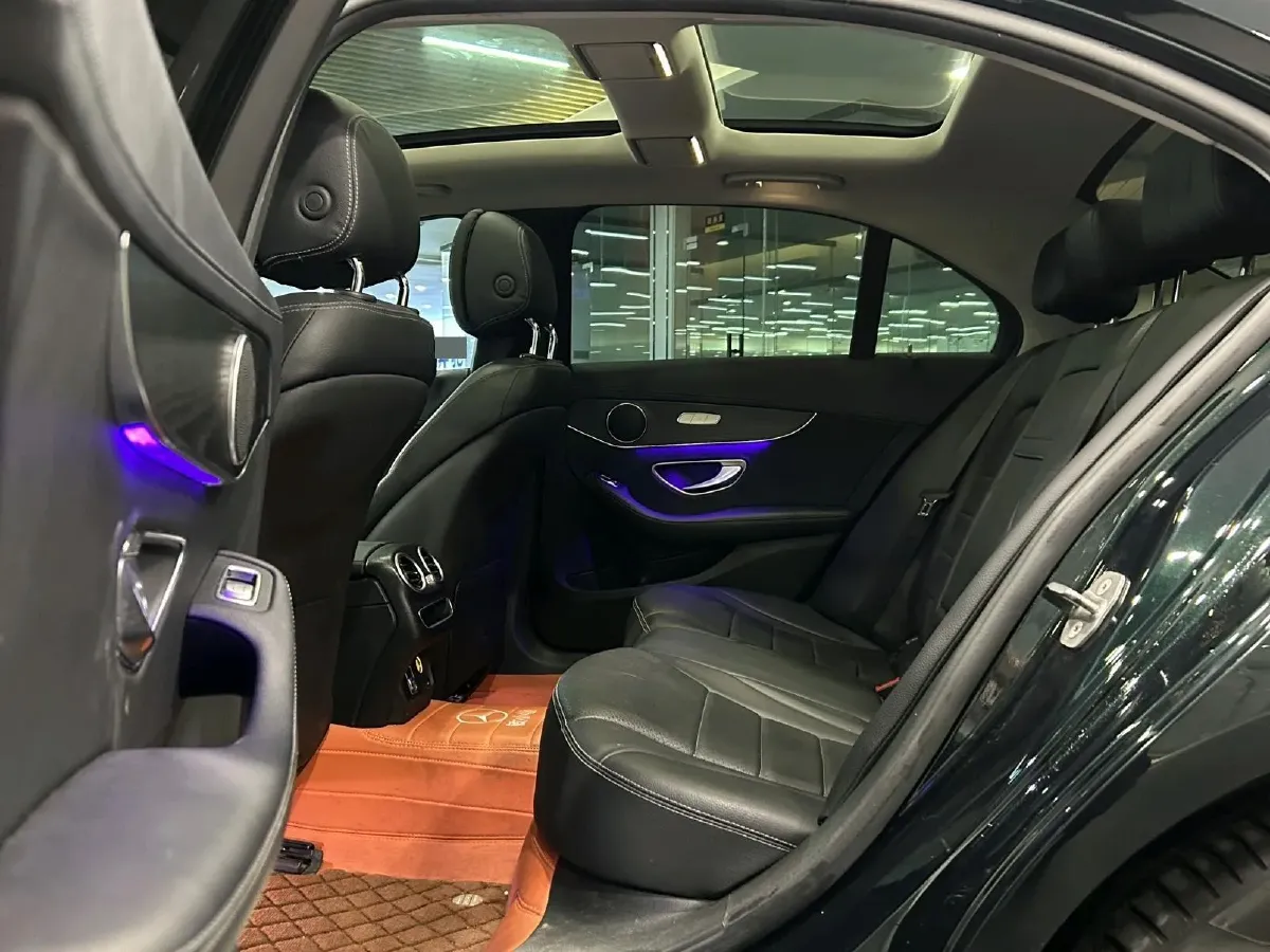 2021 Mercedes-Benz C Class 1.5T 184HP L4 9AT,autocango,china used car exporter,china ev exporter,chinese used car exporter,chinese used ev exporter