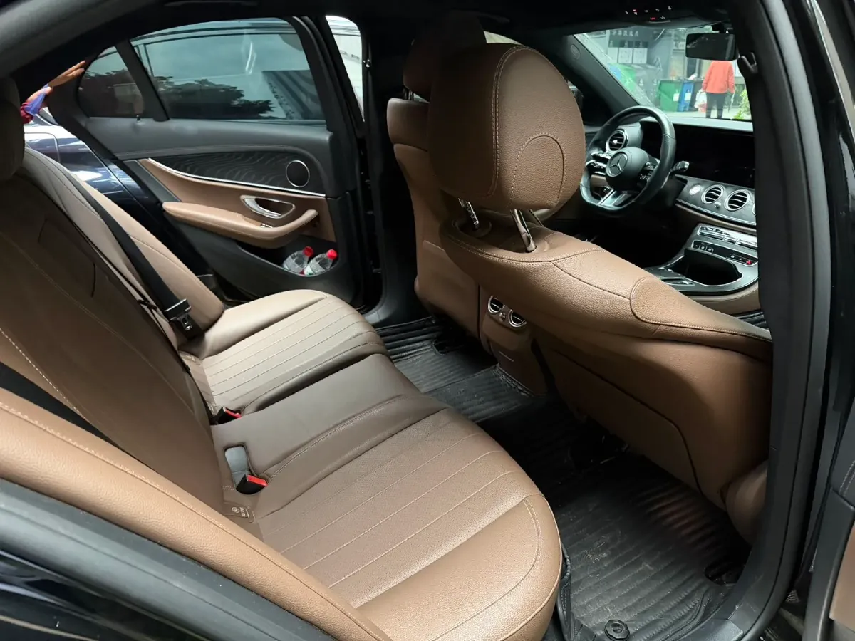 2021 Mercedes-Benz E Class 2.0T 197HP L4 9AT,autocango,china used car exporter,china ev exporter,chinese used car exporter,chinese used ev exporter