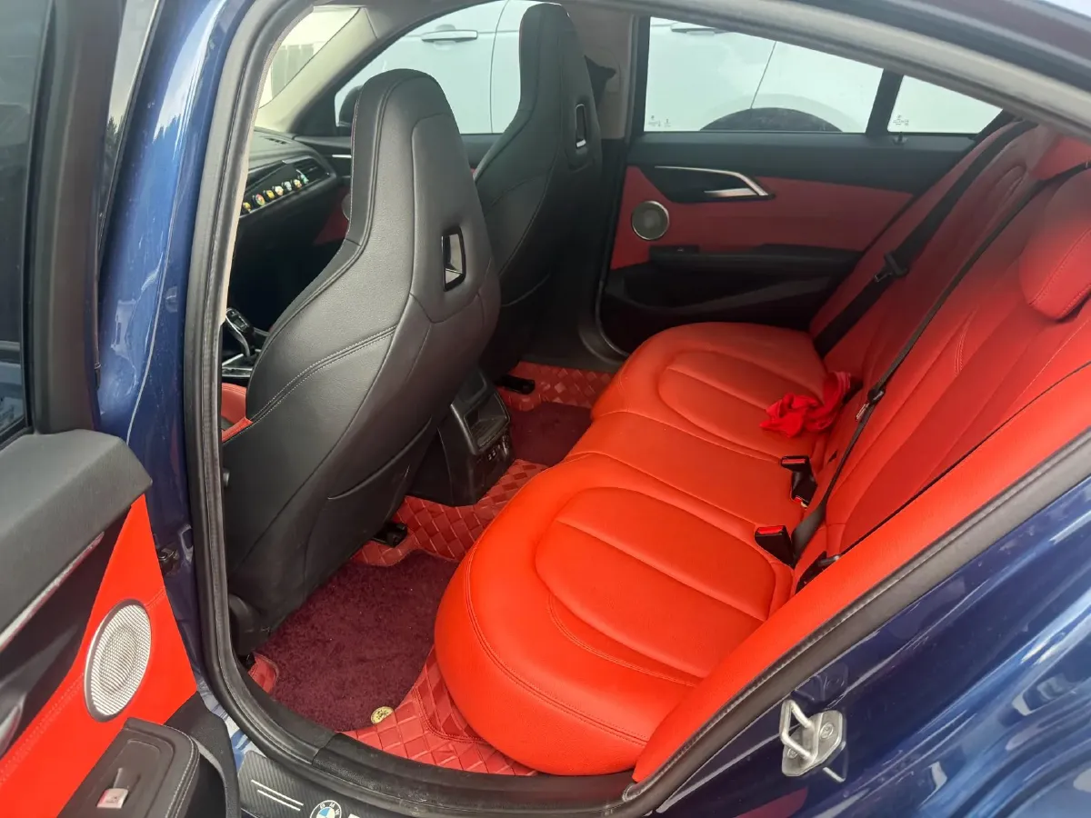 2021 BMW 1 Series 2.0T 192HP L4 7DCT,autocango,china used car exporter,china ev exporter,chinese used car exporter,chinese used ev exporter