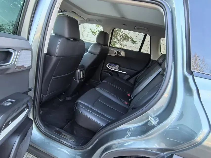 2025 FangChengBao Tai 3 BEV,autocango,china used car exporter,china ev exporter,chinese used car exporter,chinese used ev exporter