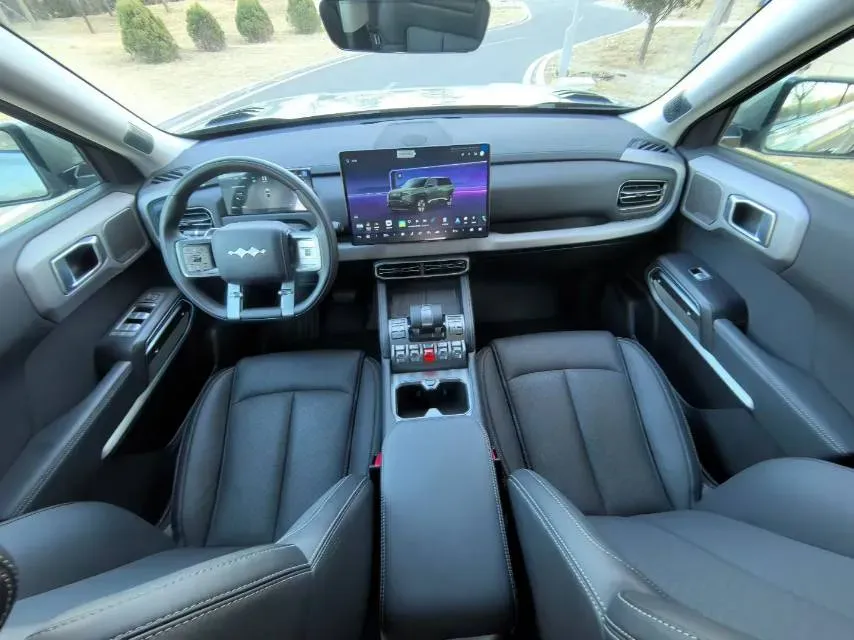 2025 FangChengBao Tai 3 BEV,autocango,china used car exporter,china ev exporter,chinese used car exporter,chinese used ev exporter