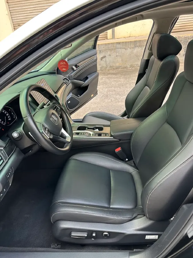 2022 Honda Accord 2.0L 146HP L4 E-CVT Hybrid,autocango,china used car exporter,china ev exporter,chinese used car exporter,chinese used ev exporter