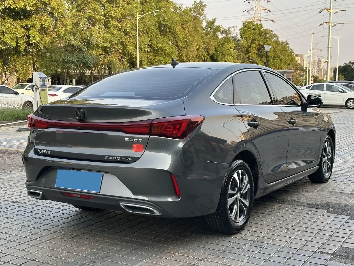 2021 ChangAn Eado 1.4T 160HP L4 7DCT,autocango,china used car exporter,china ev exporter,chinese used car exporter,chinese used ev exporter