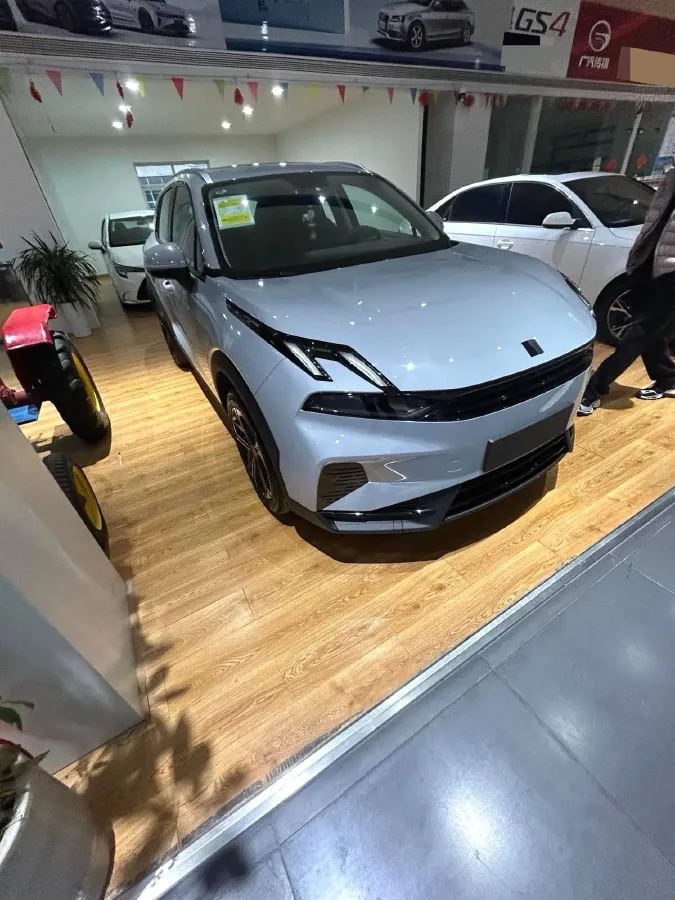 2023 LYNK&CO 06 EM-P 1.5L 120HP L4 3DHT PHEV 9.11KWH,autocango,china used car exporter,china ev exporter,chinese used car exporter,chinese used ev exporter
