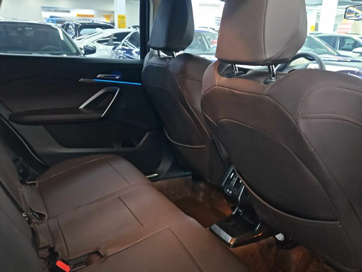 2024 BMW X1 2.0T 204HP L4 7DCT,autocango,china used car exporter,china ev exporter,chinese used car exporter,chinese used ev exporter