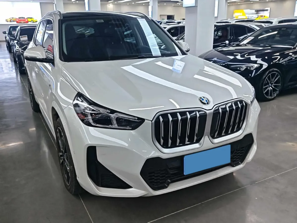 2024 BMW X1 2.0T 204HP L4 7DCT,autocango,china used car exporter,china ev exporter,chinese used car exporter,chinese used ev exporter