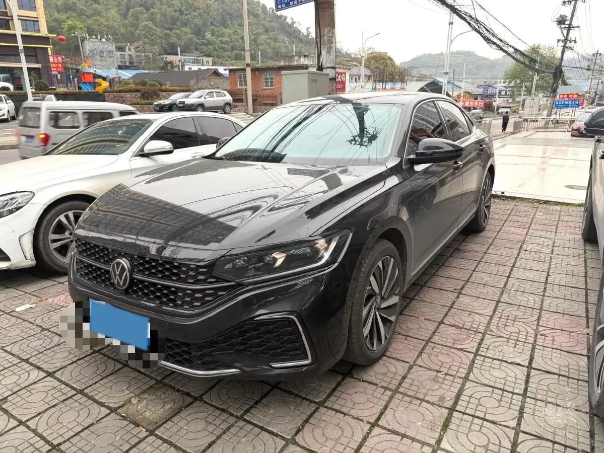 2023 Volkswagen Passat 2.0T 186HP L4 7DCT,autocango,china used car exporter,china ev exporter,chinese used car exporter,chinese used ev exporter