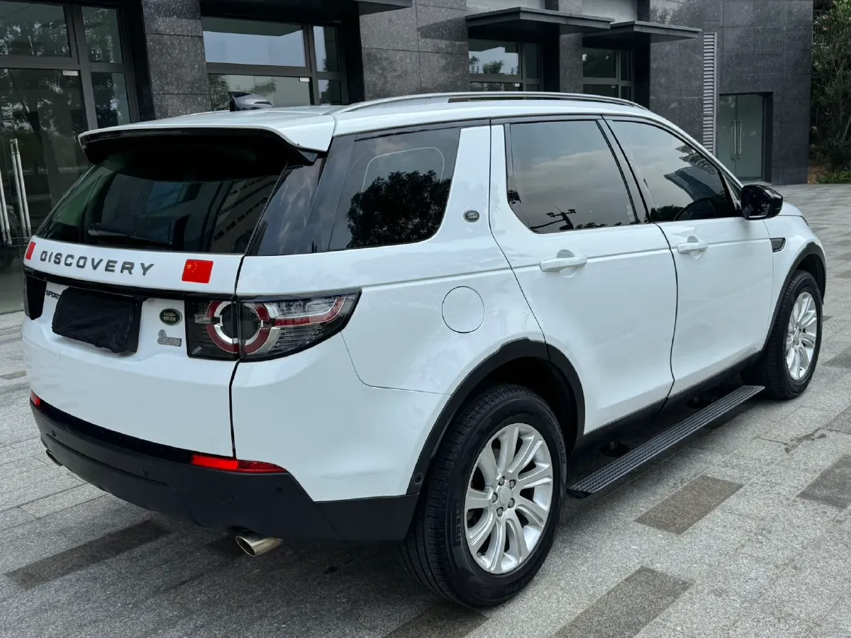 2019 Land Rover Discovery Sport 2.0T 241HP L4 9AT,autocango,china used car exporter,china ev exporter,chinese used car exporter,chinese used ev exporter