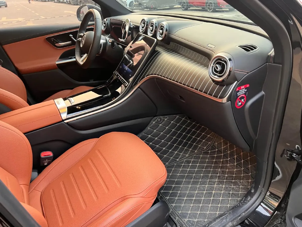 2024 Mercedes-Benz GLC Class 2.0T 258HP L4 9AT,autocango,china used car exporter,china ev exporter,chinese used car exporter,chinese used ev exporter