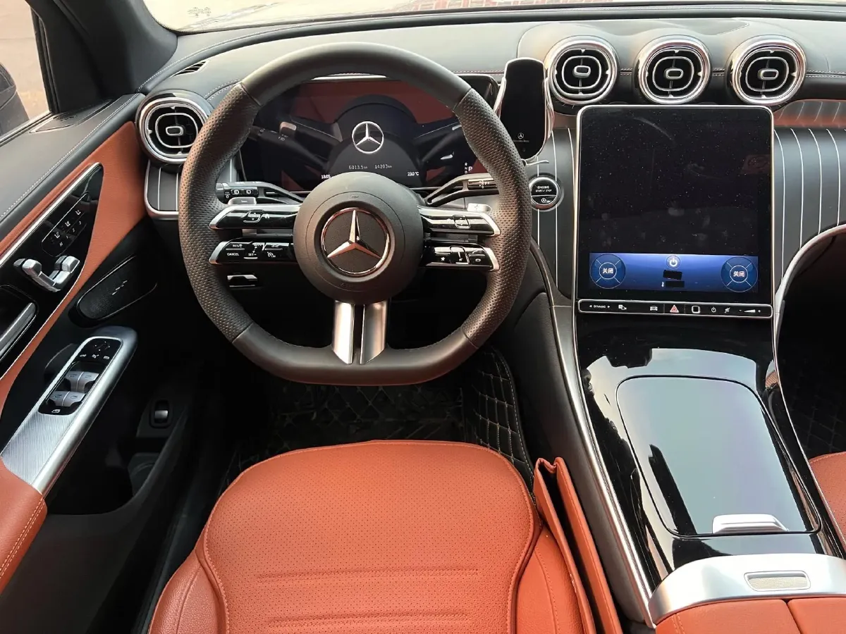 2024 Mercedes-Benz GLC Class 2.0T 258HP L4 9AT,autocango,china used car exporter,china ev exporter,chinese used car exporter,chinese used ev exporter