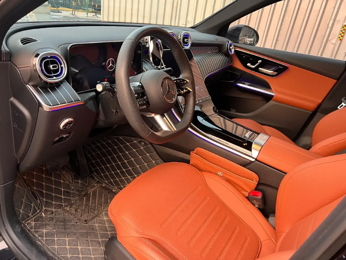 2024 Mercedes-Benz GLC Class 2.0T 258HP L4 9AT,autocango,china used car exporter,china ev exporter,chinese used car exporter,chinese used ev exporter