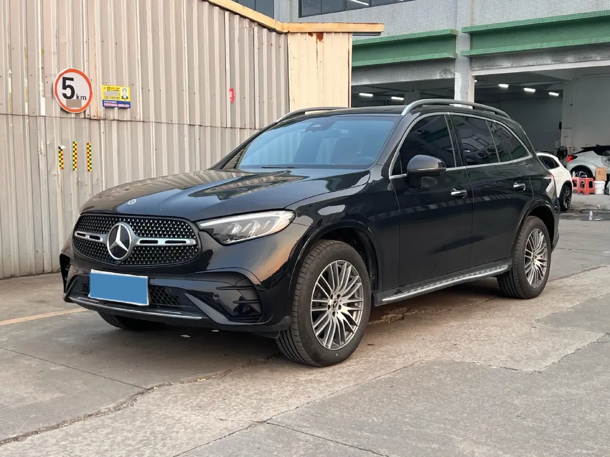 2024 Mercedes-Benz GLC Class 2.0T 258HP L4 9AT,autocango,china used car exporter,china ev exporter,chinese used car exporter,chinese used ev exporter