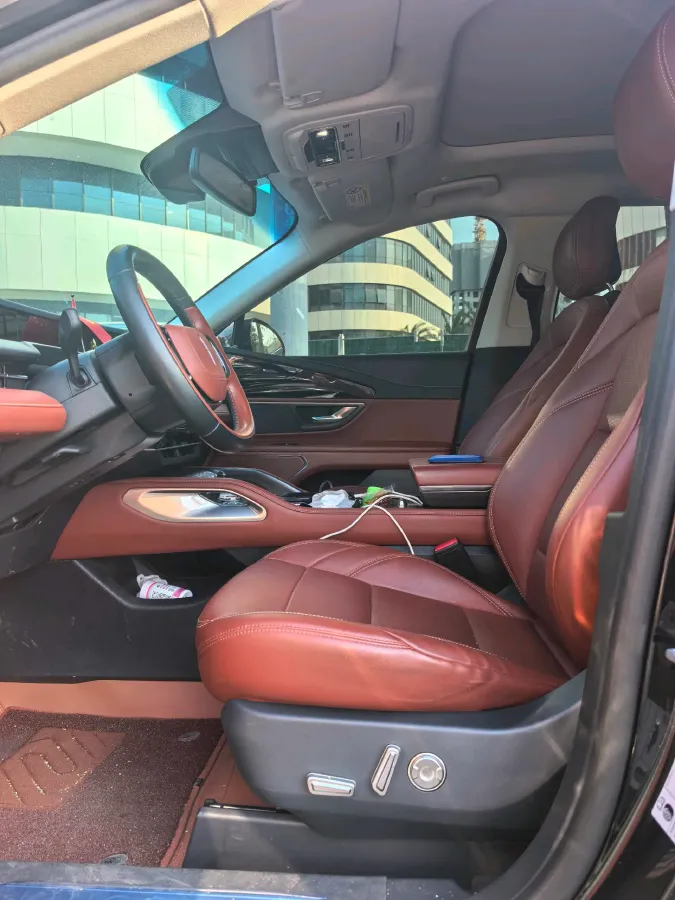 2025 Lincoln Nautilus 2.0T 261HP L4 8AT,autocango,china used car exporter,china ev exporter,chinese used car exporter,chinese used ev exporter