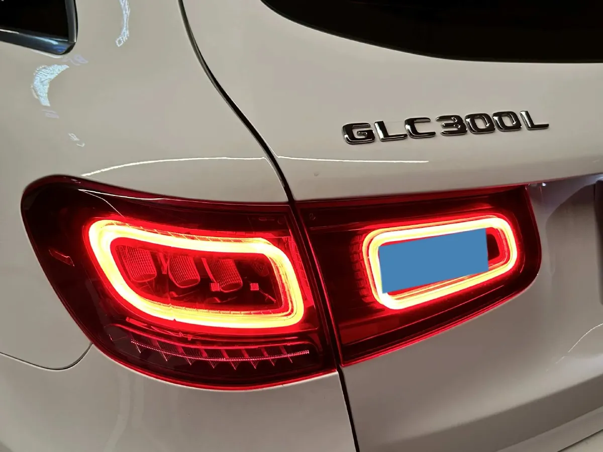 2021 Mercedes-Benz GLC Class 2.0T 258HP L4 9AT,autocango,china used car exporter,china ev exporter,chinese used car exporter,chinese used ev exporter