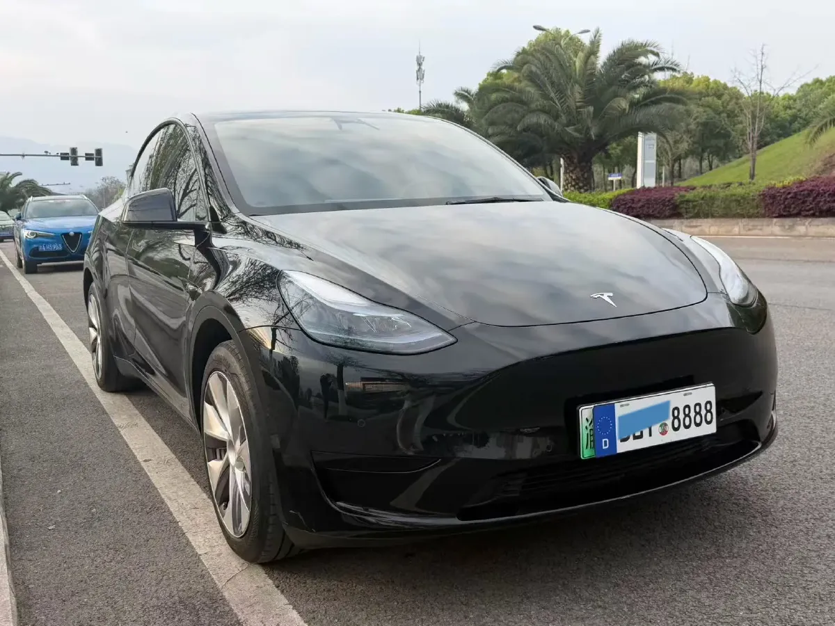 2022 Tesla Model Y BEV 60KWH,autocango,china used car exporter,china ev exporter,chinese used car exporter,chinese used ev exporter