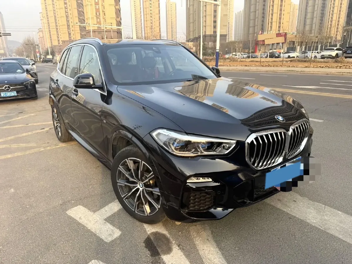 2021 BMW X5 3.0T 340HP L6 8AT,autocango,china used car exporter,china ev exporter,chinese used car exporter,chinese used ev exporter