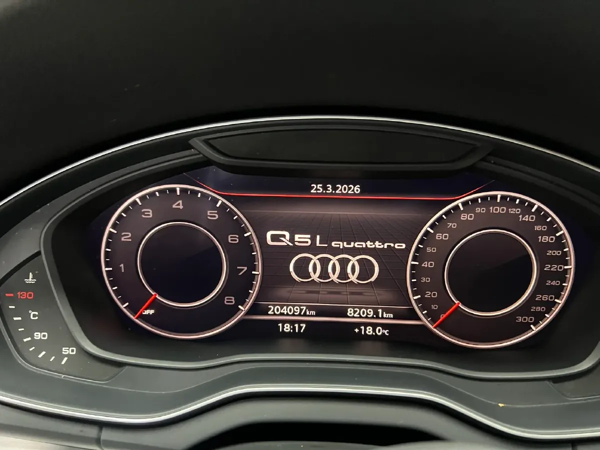 2020 Audi Q5L 2.0T 190HP L4 7DCT,autocango,china used car exporter,china ev exporter,chinese used car exporter,chinese used ev exporter