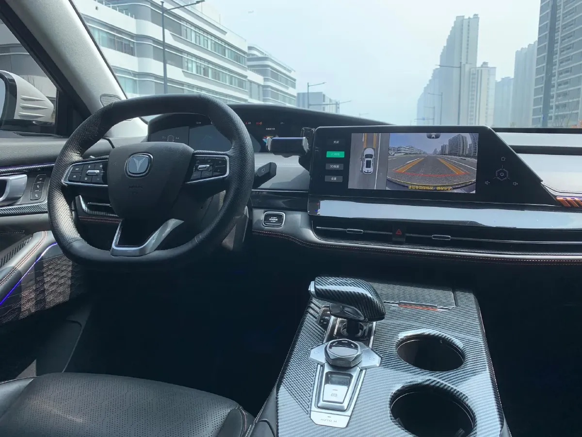 2021 ChangAn UNI-K 2.0T 233HP L4 8AT,autocango,china used car exporter,china ev exporter,chinese used car exporter,chinese used ev exporter