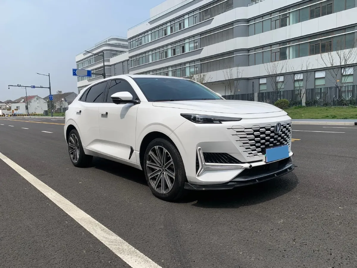 2021 ChangAn UNI-K 2.0T 233HP L4 8AT,autocango,china used car exporter,china ev exporter,chinese used car exporter,chinese used ev exporter