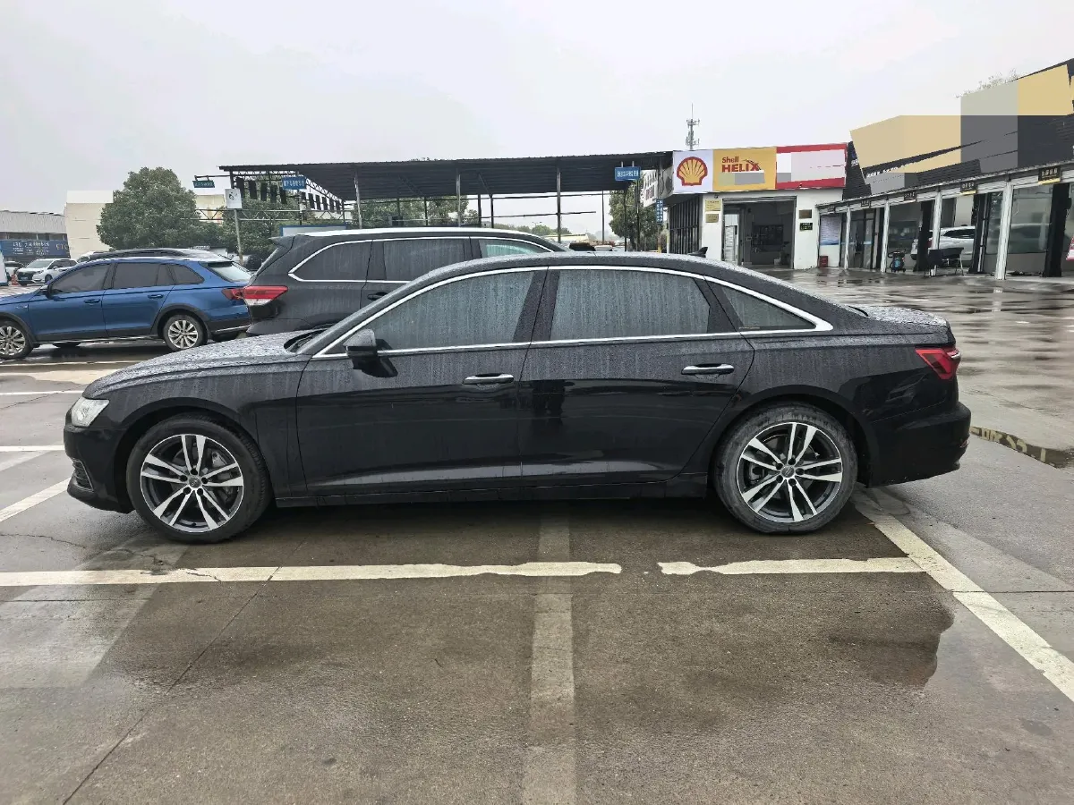 2021 Audi A6L 2.0T 190HP L4 7DCT,autocango,china used car exporter,china ev exporter,chinese used car exporter,chinese used ev exporter