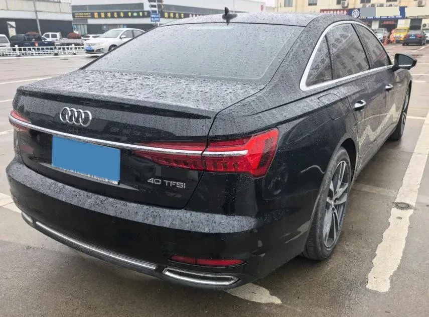 2021 Audi A6L 2.0T 190HP L4 7DCT,autocango,china used car exporter,china ev exporter,chinese used car exporter,chinese used ev exporter