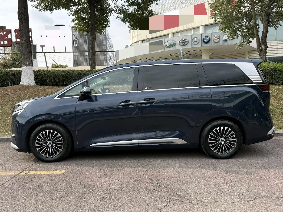 2024 Denza DenzaZ9GT 2.0T 207HP L4 E-CVT PHEV 38.5KWH,autocango,china used car exporter,china ev exporter,chinese used car exporter,chinese used ev exporter