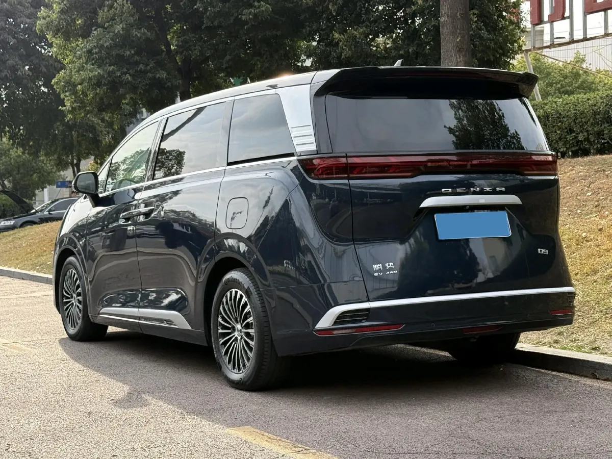 2024 Denza DenzaZ9GT 2.0T 207HP L4 E-CVT PHEV 38.5KWH,autocango,china used car exporter,china ev exporter,chinese used car exporter,chinese used ev exporter