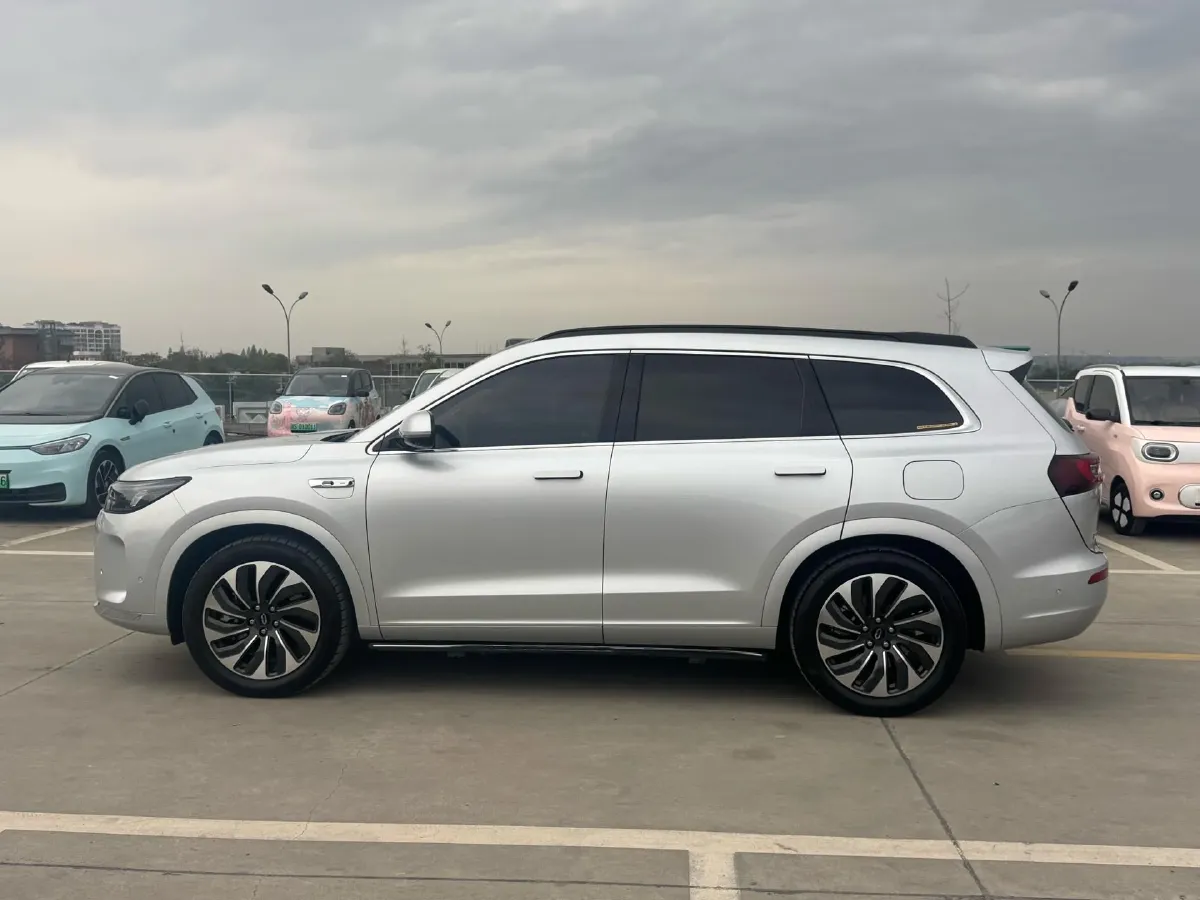 2024 AITO AITO M7 1.5T 152HP L4 REEV 40KWH,autocango,china used car exporter,china ev exporter,chinese used car exporter,chinese used ev exporter