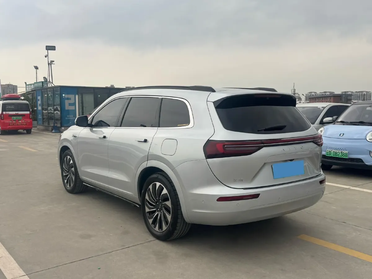 2024 AITO AITO M7 1.5T 152HP L4 REEV 40KWH,autocango,china used car exporter,china ev exporter,chinese used car exporter,chinese used ev exporter