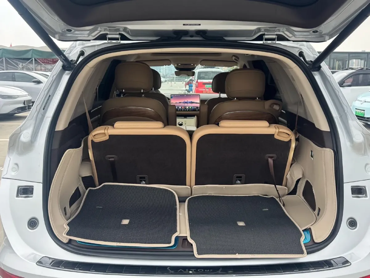 2024 AITO AITO M7 1.5T 152HP L4 REEV 40KWH,autocango,china used car exporter,china ev exporter,chinese used car exporter,chinese used ev exporter