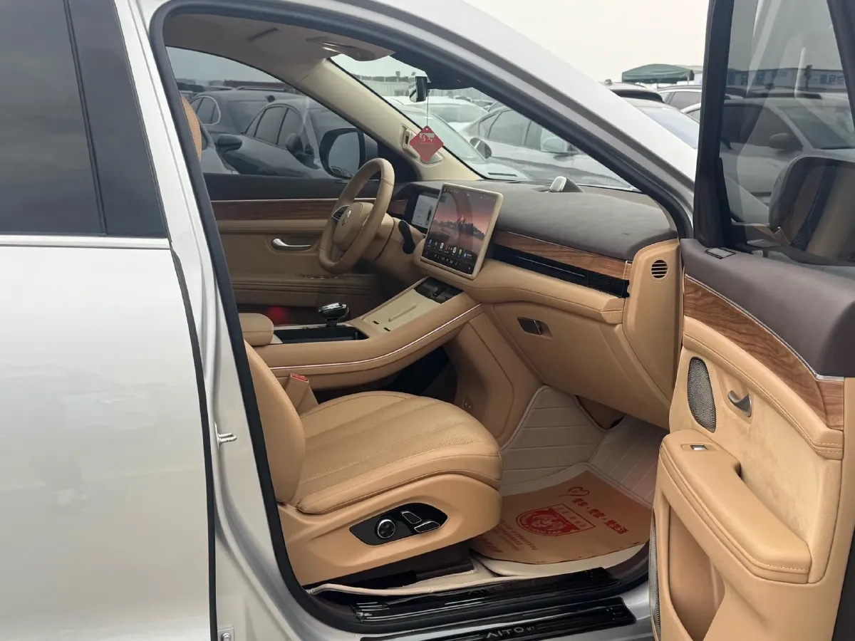 2024 AITO AITO M7 1.5T 152HP L4 REEV 40KWH,autocango,china used car exporter,china ev exporter,chinese used car exporter,chinese used ev exporter