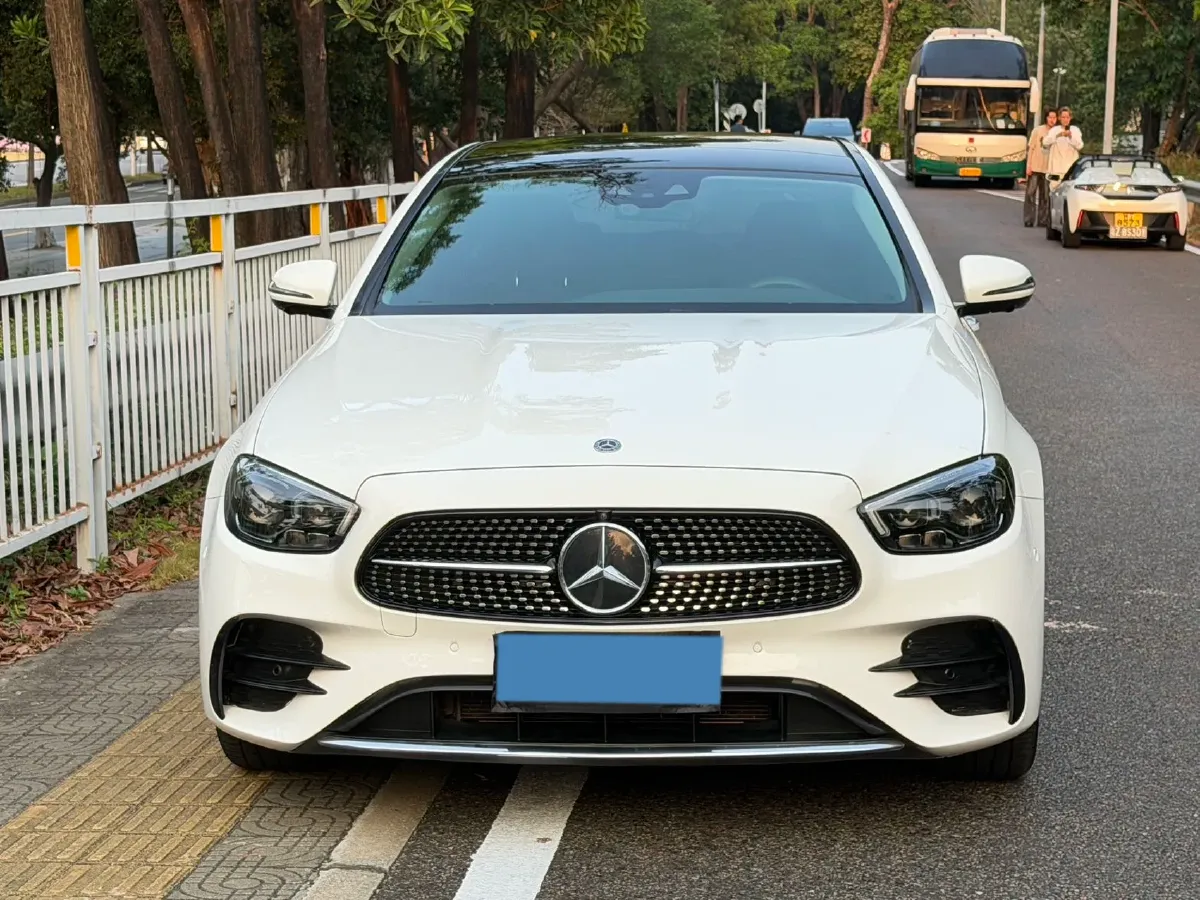2021 Mercedes-Benz E Class 2.0T 258HP L4 9AT,autocango,china used car exporter,china ev exporter,chinese used car exporter,chinese used ev exporter