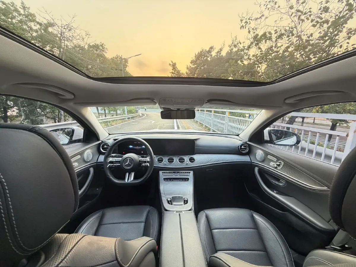 2021 Mercedes-Benz E Class 2.0T 258HP L4 9AT,autocango,china used car exporter,china ev exporter,chinese used car exporter,chinese used ev exporter