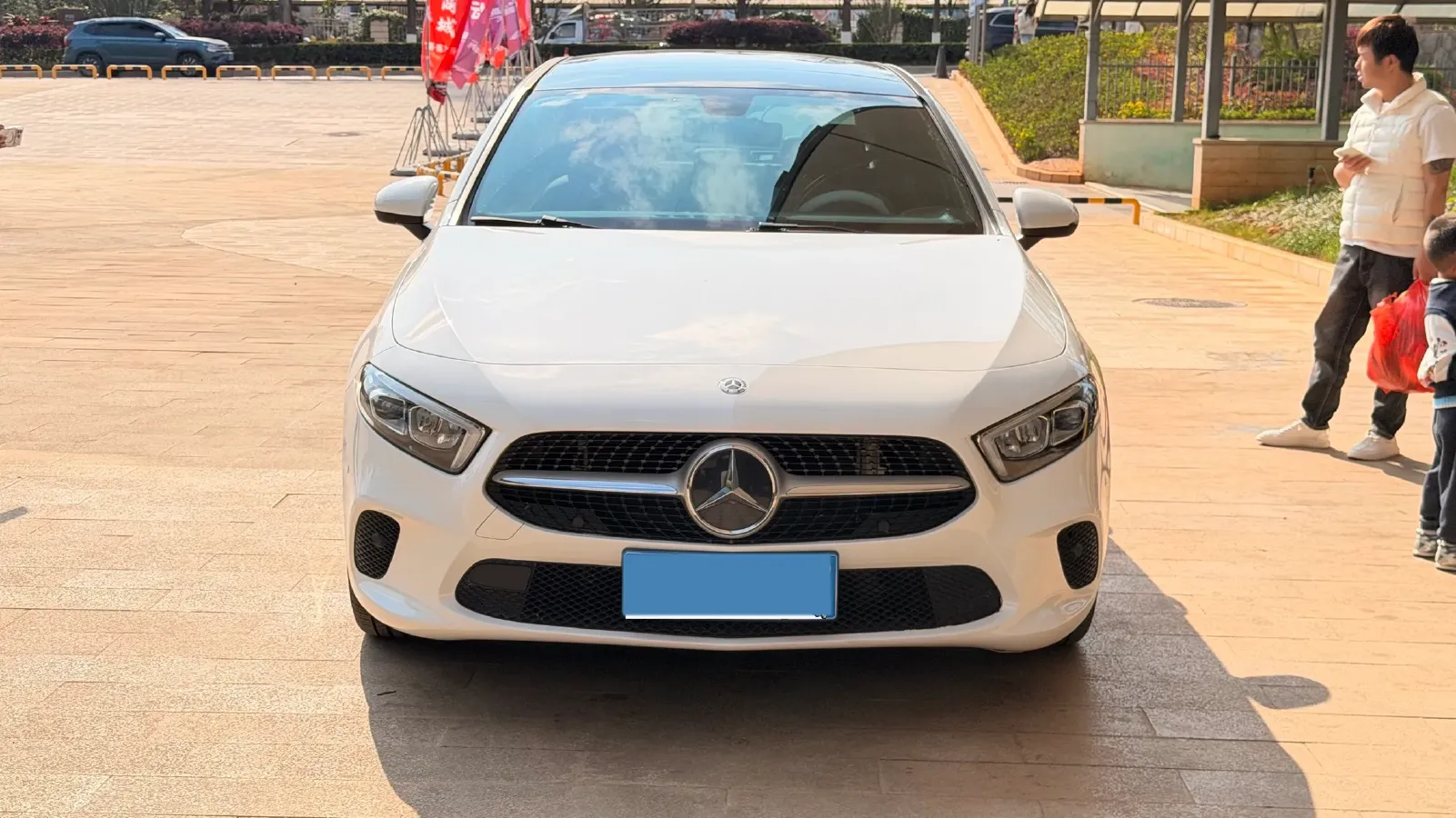 2020 Mercedes-Benz A Class 1.3T 163HP L4 7DCT,autocango,china used car exporter,china ev exporter,chinese used car exporter,chinese used ev exporter