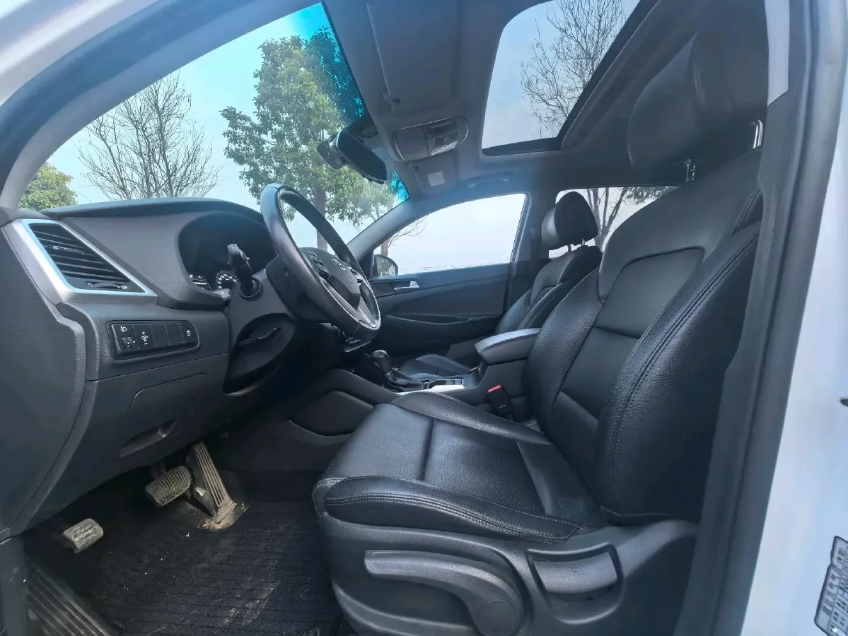 2018 Hyundai Tucson 1.6T 177HP L4 7DCT,autocango,china used car exporter,china ev exporter,chinese used car exporter,chinese used ev exporter