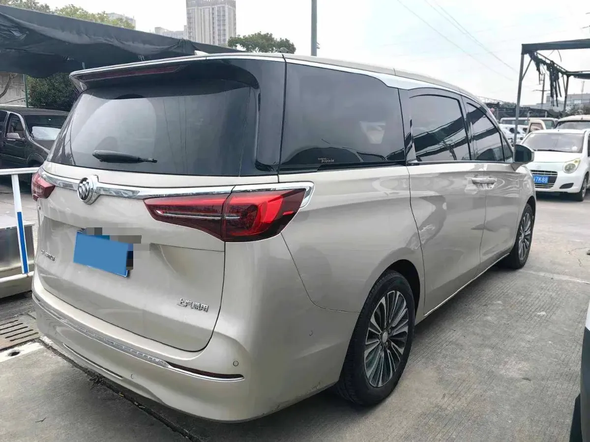 2021 Buick GL8 2.0T 237HP L4 9AT,autocango,china used car exporter,china ev exporter,chinese used car exporter,chinese used ev exporter