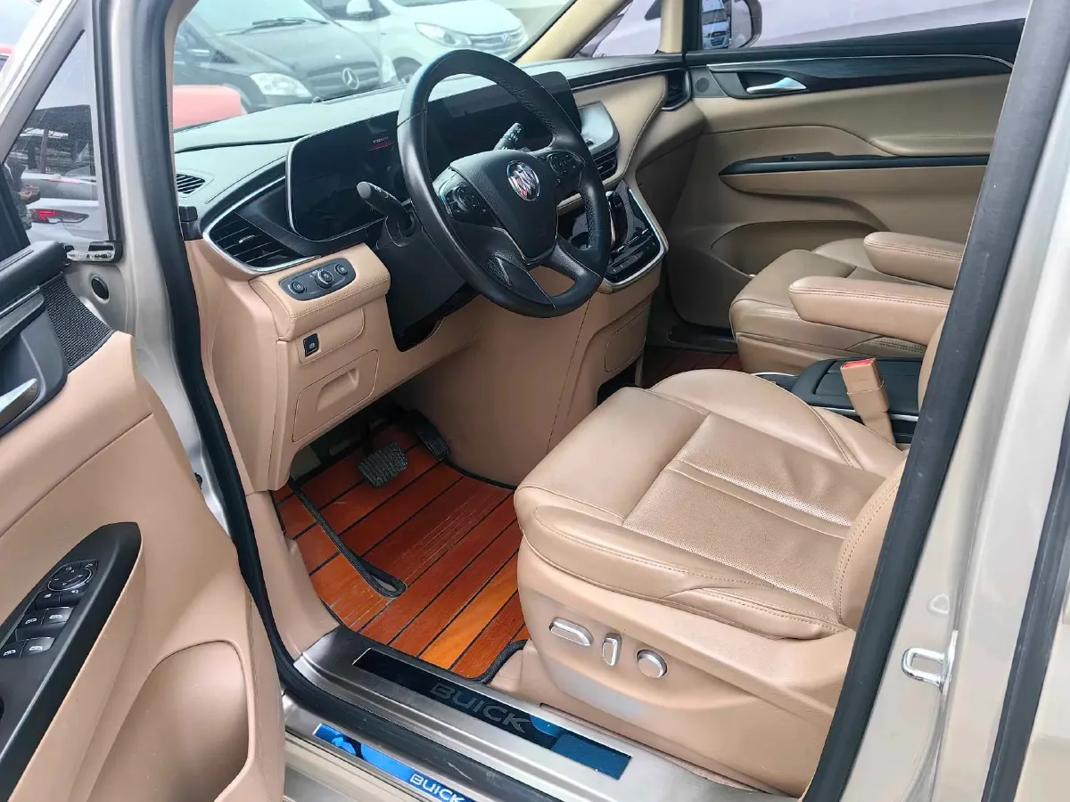 2021 Buick GL8 2.0T 237HP L4 9AT,autocango,china used car exporter,china ev exporter,chinese used car exporter,chinese used ev exporter