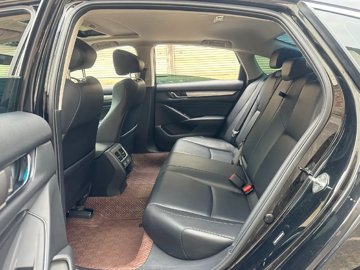 2022 Honda Accord 1.5T 194HP L4 CVT,autocango,china used car exporter,china ev exporter,chinese used car exporter,chinese used ev exporter