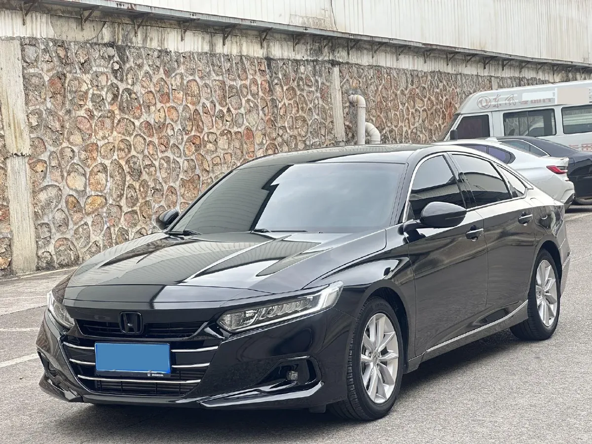 2022 Honda Accord 1.5T 194HP L4 CVT,autocango,china used car exporter,china ev exporter,chinese used car exporter,chinese used ev exporter