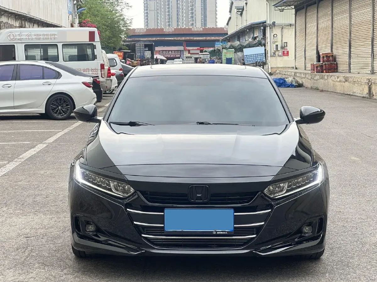 2022 Honda Accord 1.5T 194HP L4 CVT,autocango,china used car exporter,china ev exporter,chinese used car exporter,chinese used ev exporter