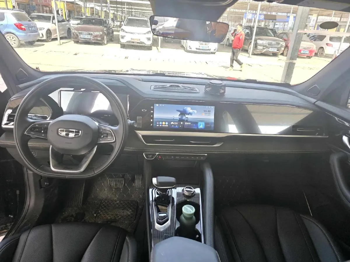 2024 Geely Monjaro 2.0T 218HP L4 7DCT,autocango,china used car exporter,china ev exporter,chinese used car exporter,chinese used ev exporter