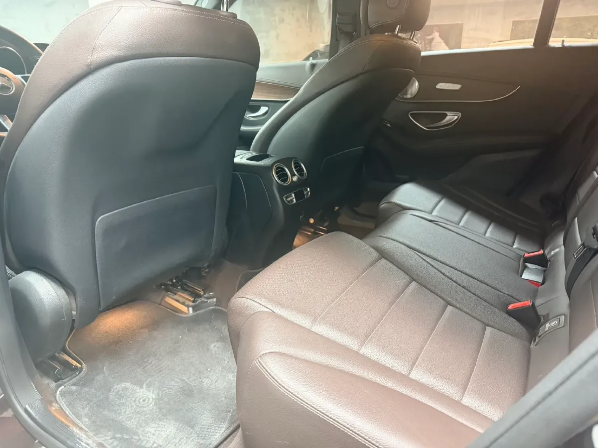 2020 Mercedes-Benz GLC Class 2.0T 258HP L4 9AT,autocango,china used car exporter,china ev exporter,chinese used car exporter,chinese used ev exporter