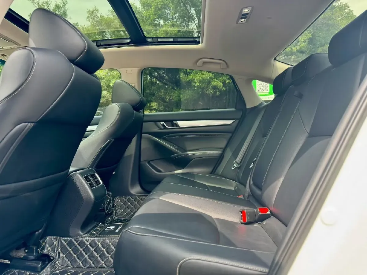 2019 Honda Inspire 1.5T 194HP L4 CVT,autocango,china used car exporter,china ev exporter,chinese used car exporter,chinese used ev exporter