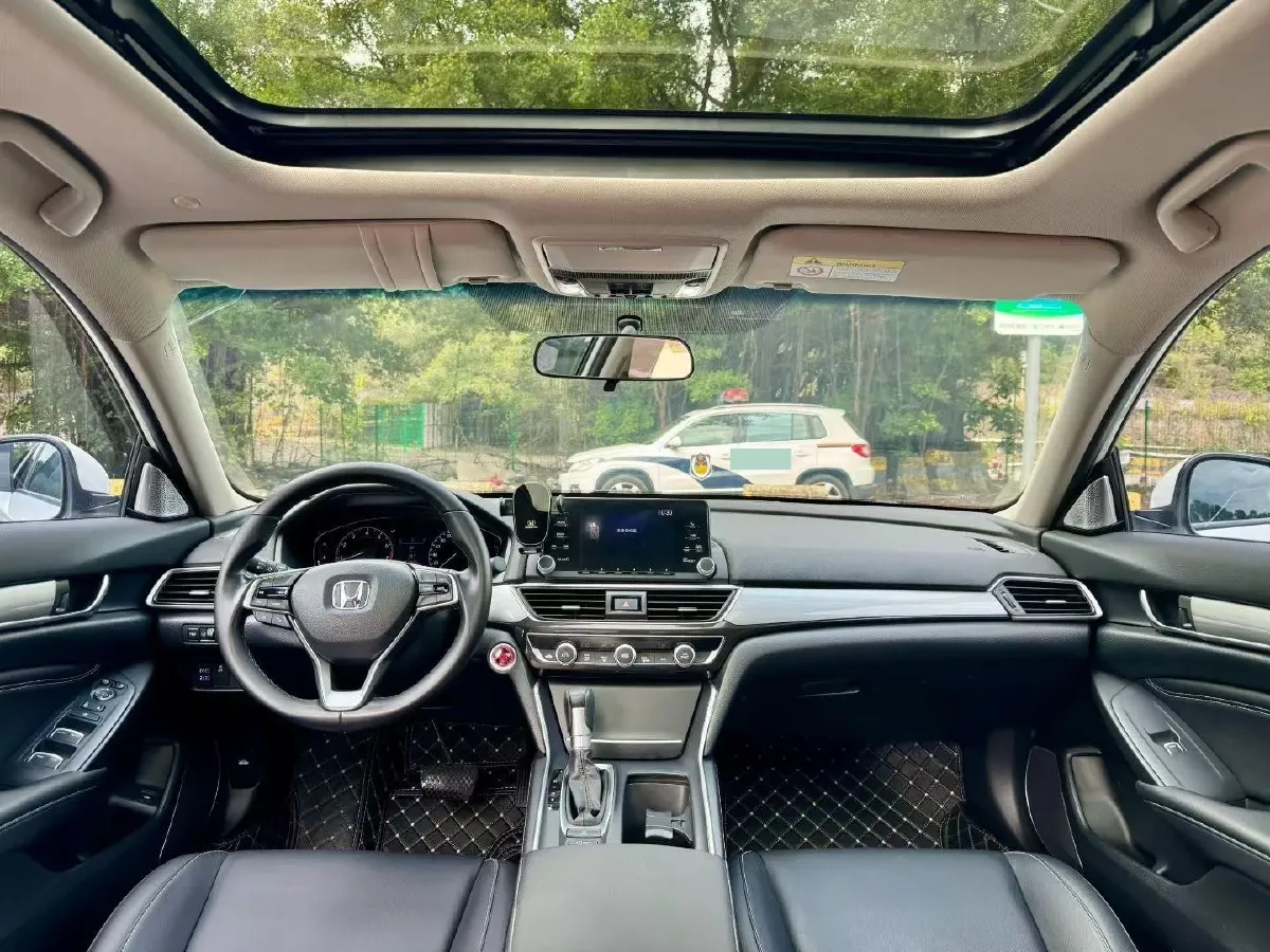 2019 Honda Inspire 1.5T 194HP L4 CVT,autocango,china used car exporter,china ev exporter,chinese used car exporter,chinese used ev exporter